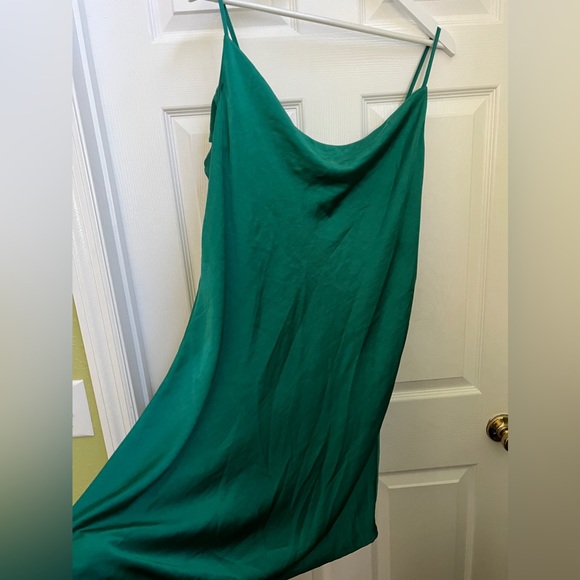 Dark Green Silk Dress - Picture 2 of 4
